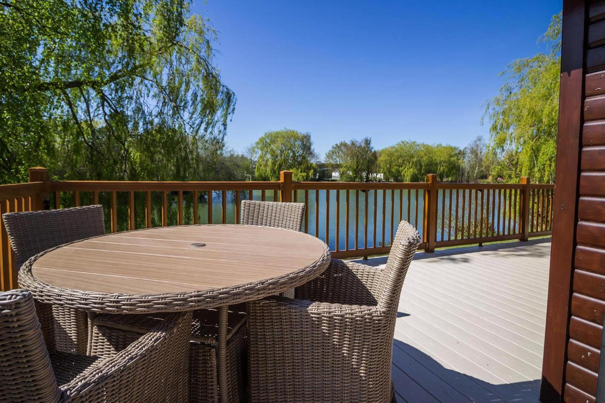 סאקסמונדהם Stunning Lodge With Free Wifi For Hire At Carlton Meres In Suffolk Ref 60013M מראה חיצוני תמונה